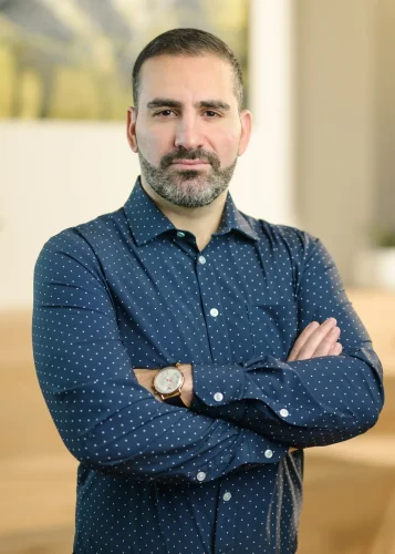 Danial Burbar, Partner